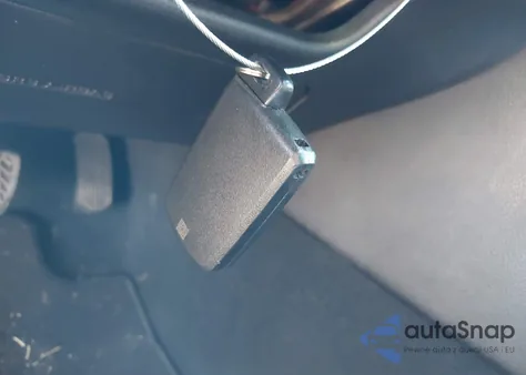 2016 Toyota Camry Se z USA, uszkodzony, nr VIN 4T1BF1FKXGU175781